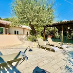 Villa Sophia Central With Private Plunge Pool By Dadovillas