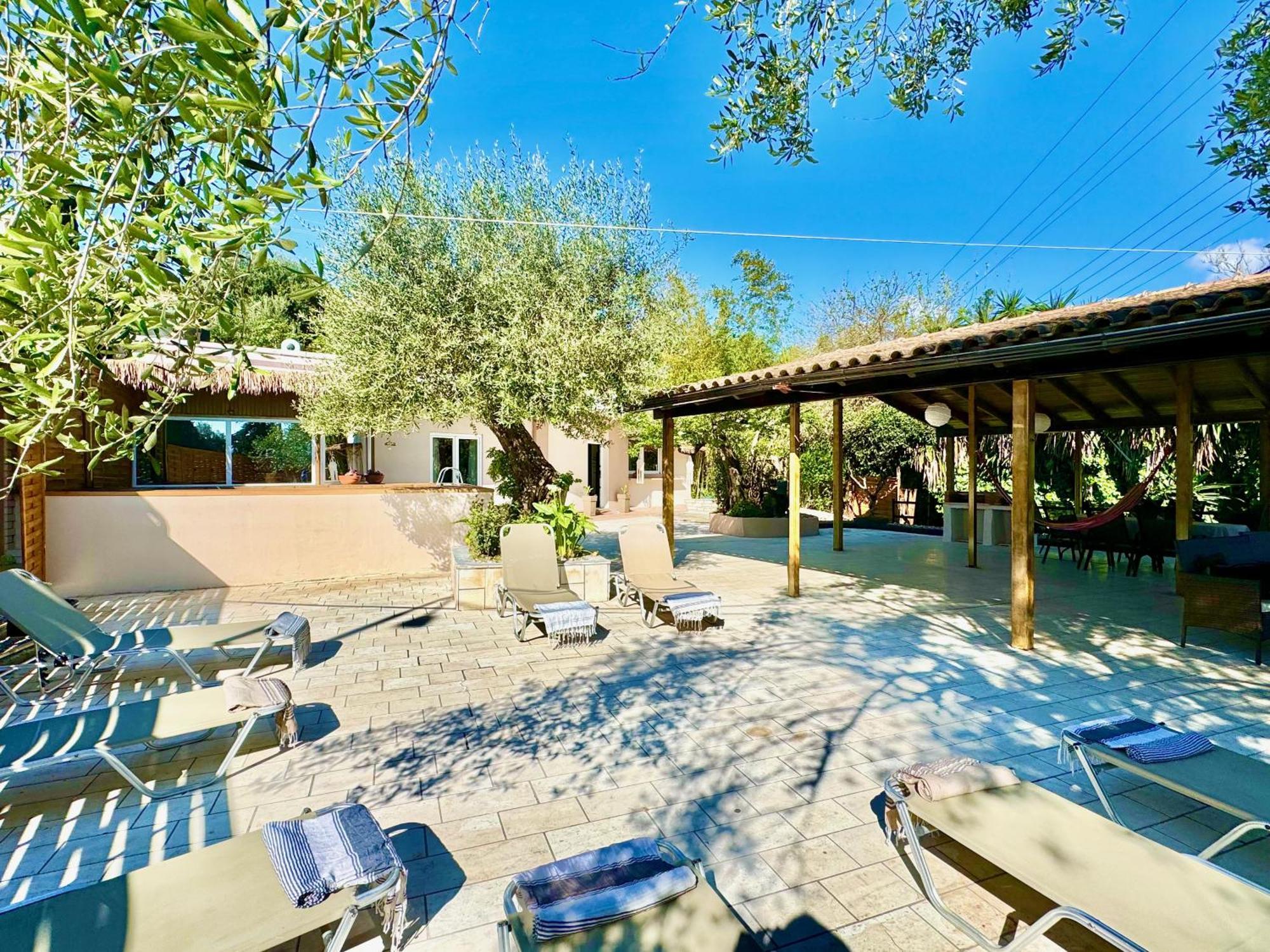 Sophia With Private Plunge Pool By Dadovillas Villa *
